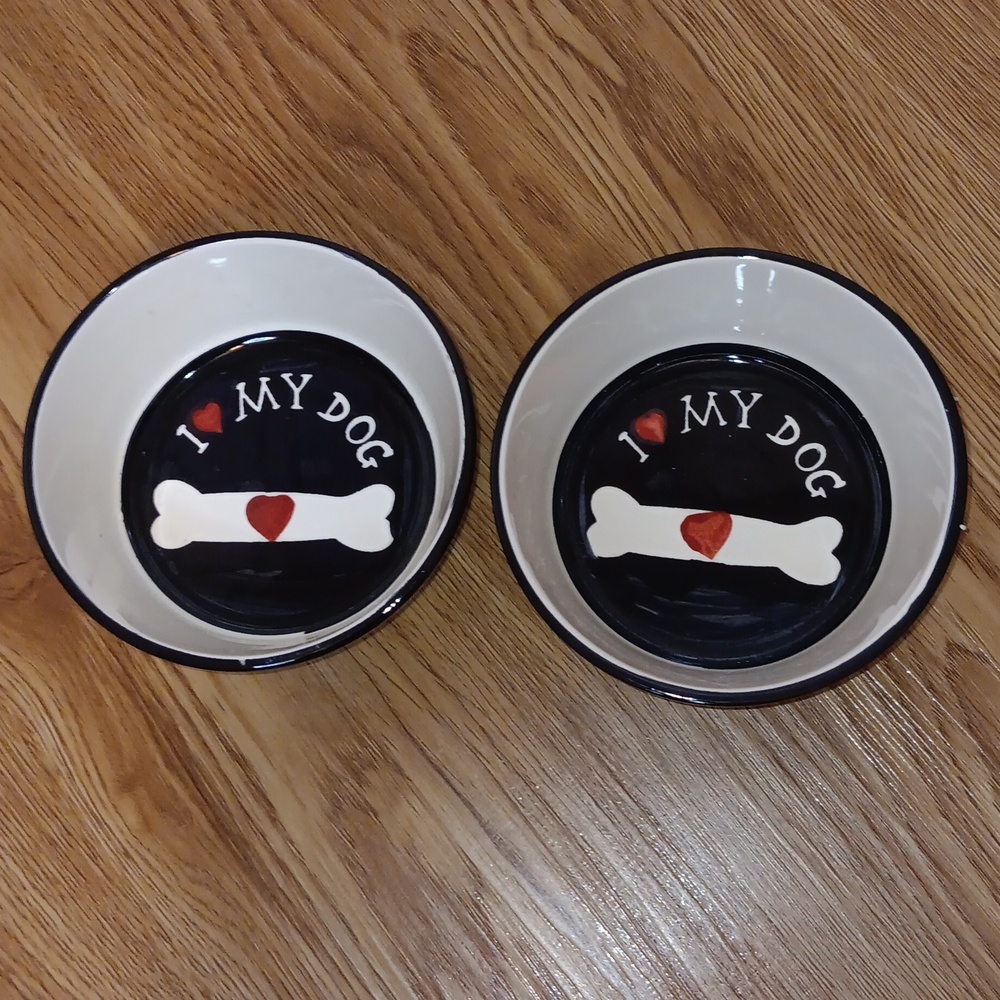 Tabletops Gallery Pet Bowls Set of Two I Love My Dog Small Black White Red 5"X2"